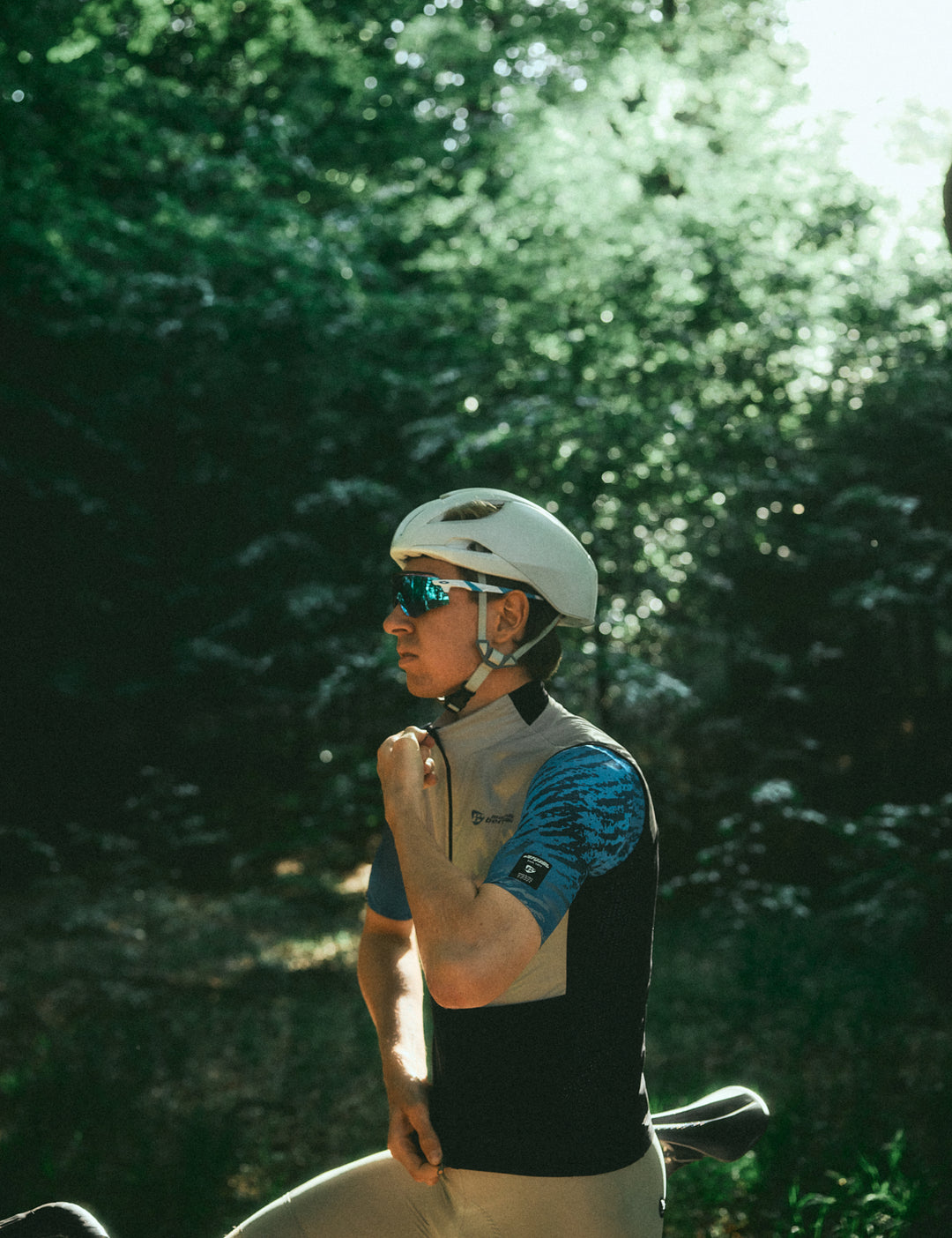 MB PRO RECORD VEST - SAND