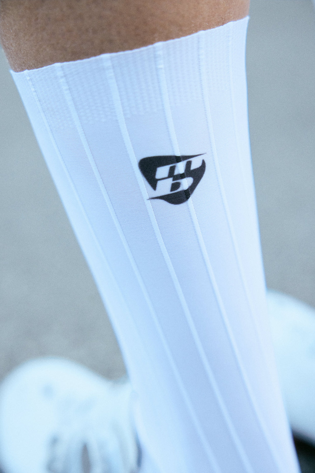 MB PRO TECH AERO STRØMPER - WHITE