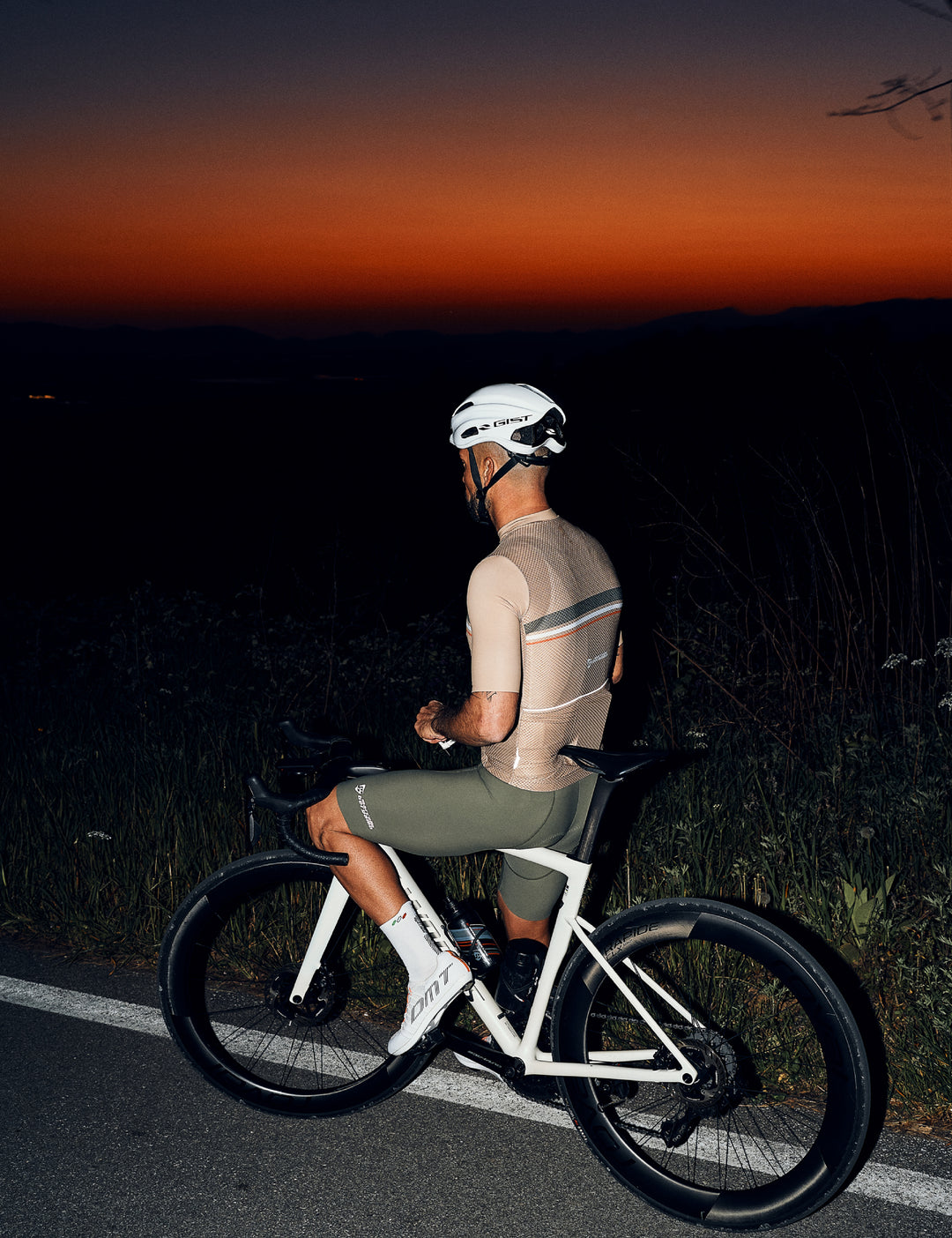 COLOMBO KORT TRIKOT - SAND