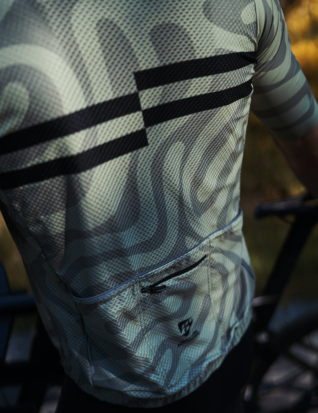 GIAU KORT TRIKOT - GREEN WAVES