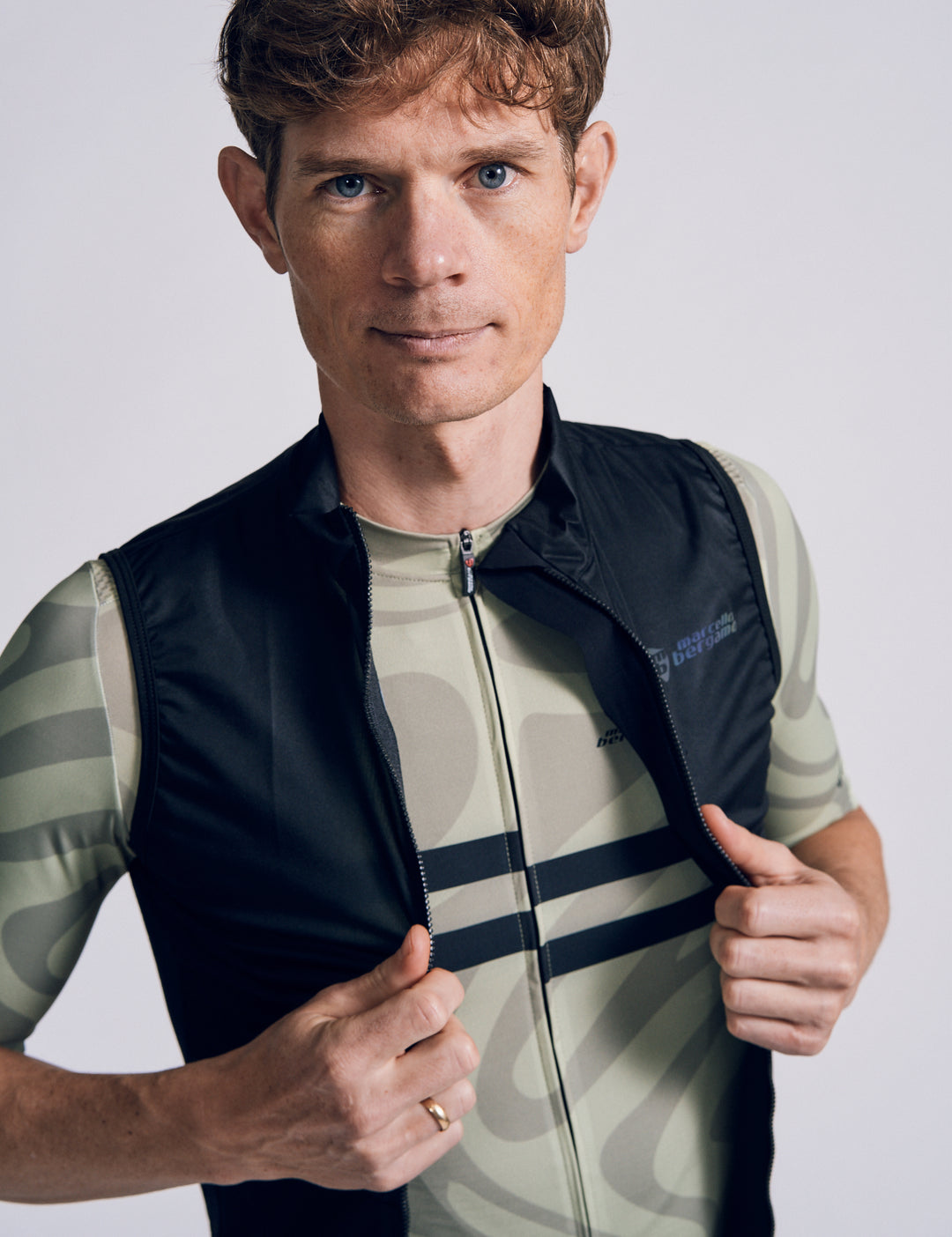 MB PRO RECORD VEST - BLACK