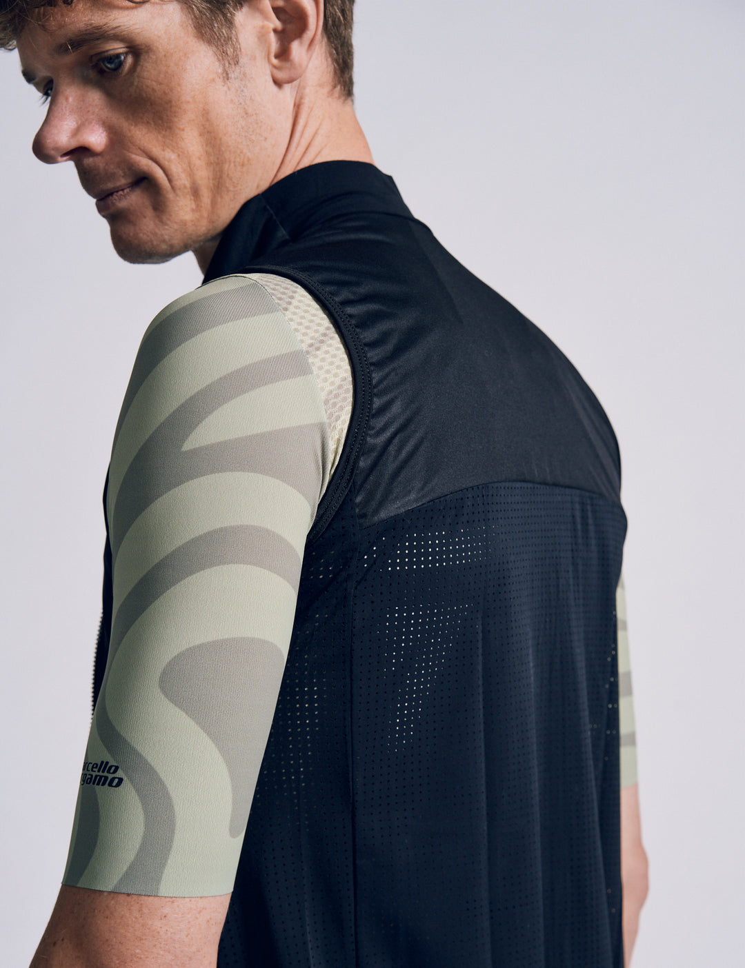 MB PRO RECORD VEST - BLACK